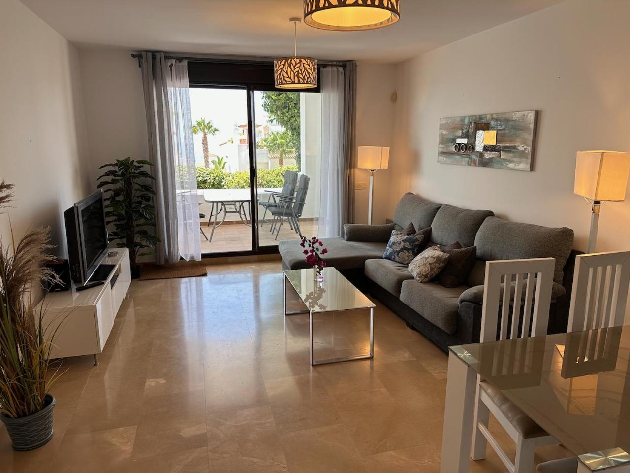 Quiet Family Apartment, 4 Pools, Close To The Beach And Golf, La Marina Alcaidesa 9 02 外观 照片