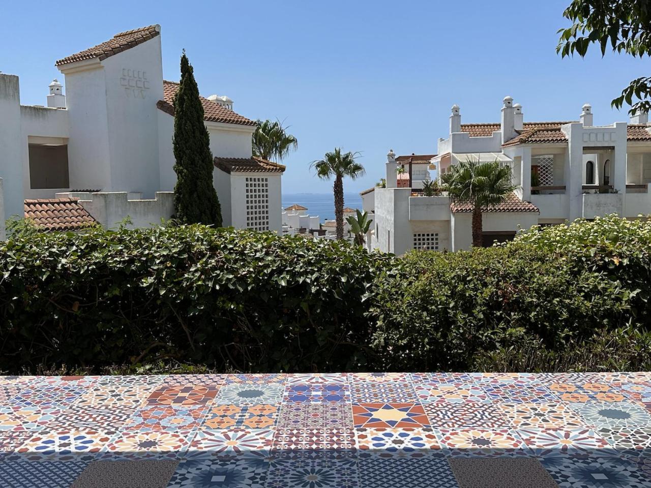Quiet Family Apartment, 4 Pools, Close To The Beach And Golf, La Marina Alcaidesa 9 02 外观 照片